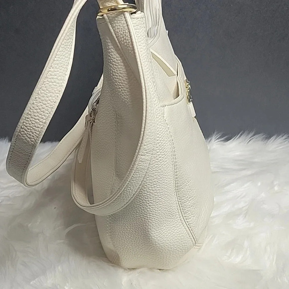 GIANI BERNINI NWT IVORY HORSEBIT HOBO BAG - Picture 4 of 14